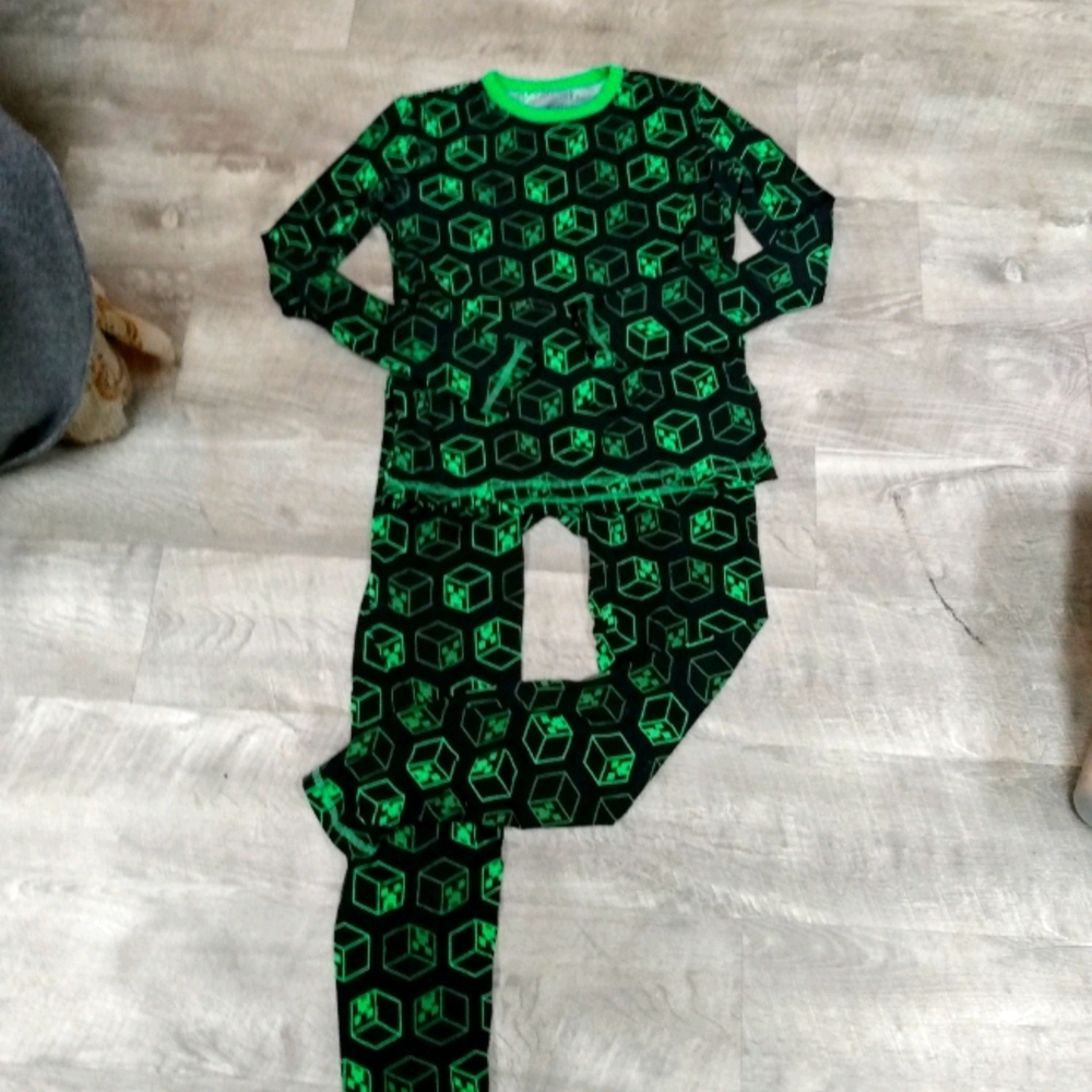 Boys Minecraft Pajamas or long underwear